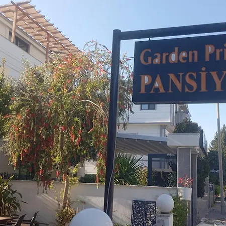 Garden Prizma Rooms&Aparts